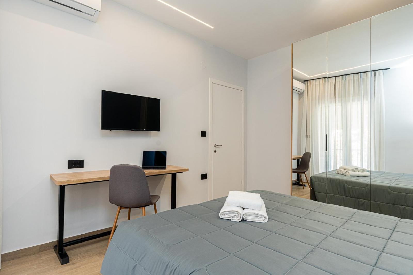 Modern 3 Bedroom Luxury Apartment سالونيك المظهر الخارجي الصورة