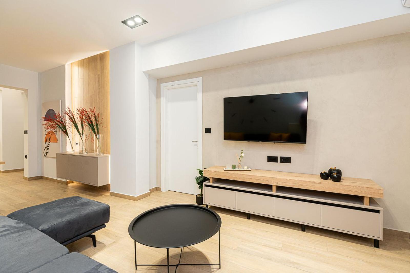 Modern 3 Bedroom Luxury Apartment سالونيك المظهر الخارجي الصورة