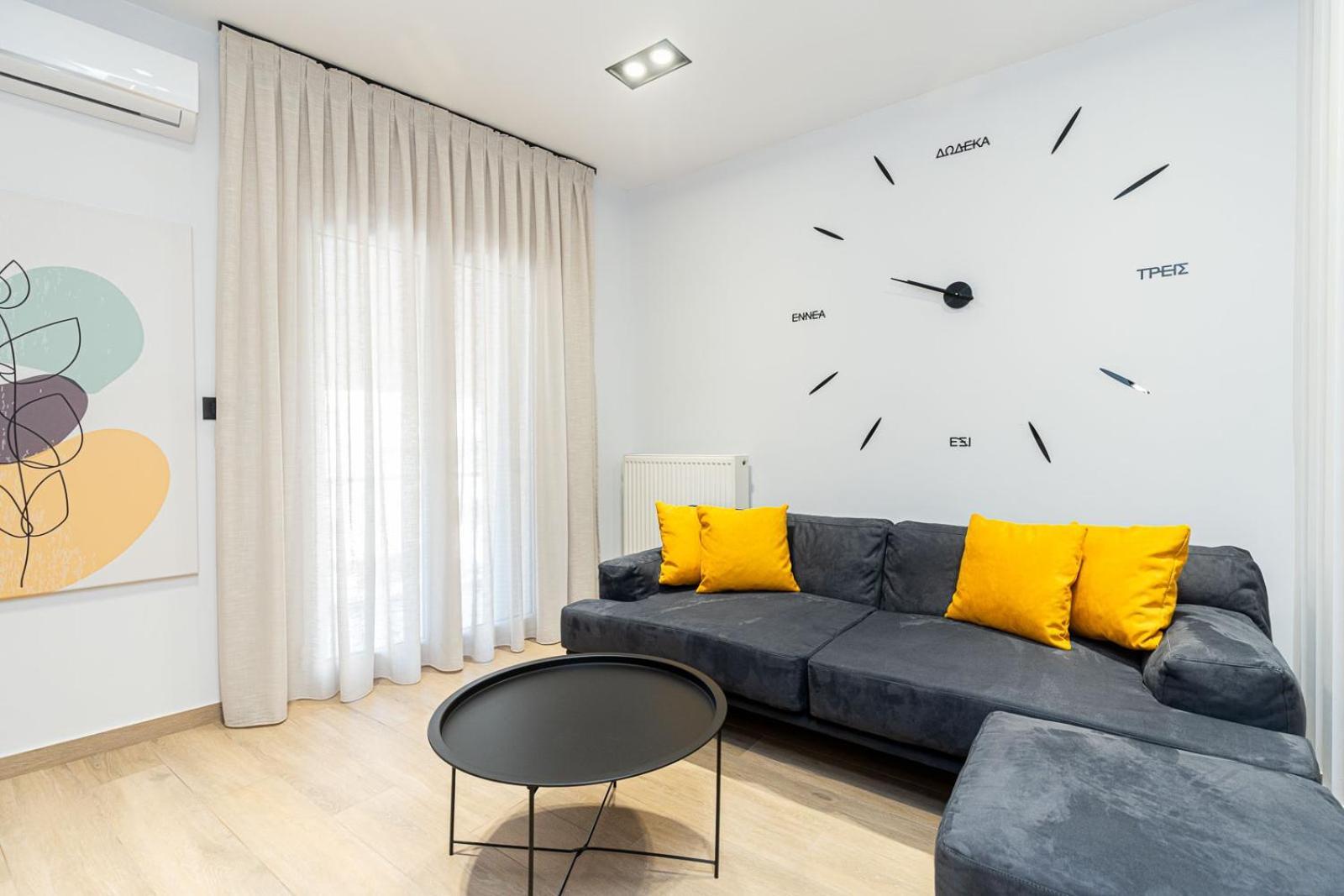 Modern 3 Bedroom Luxury Apartment سالونيك المظهر الخارجي الصورة